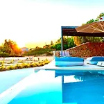 Selene 1 * Rhodes City